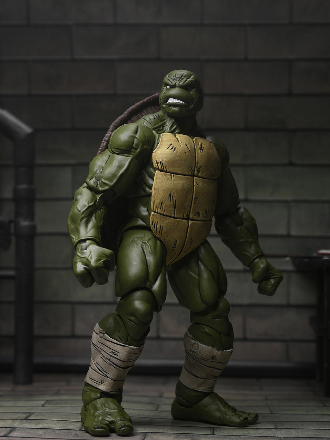 TMNT THE LAST RONIN – BATTLE DAMAGED RONIN – 7″ SCALE ACTION FIGURE