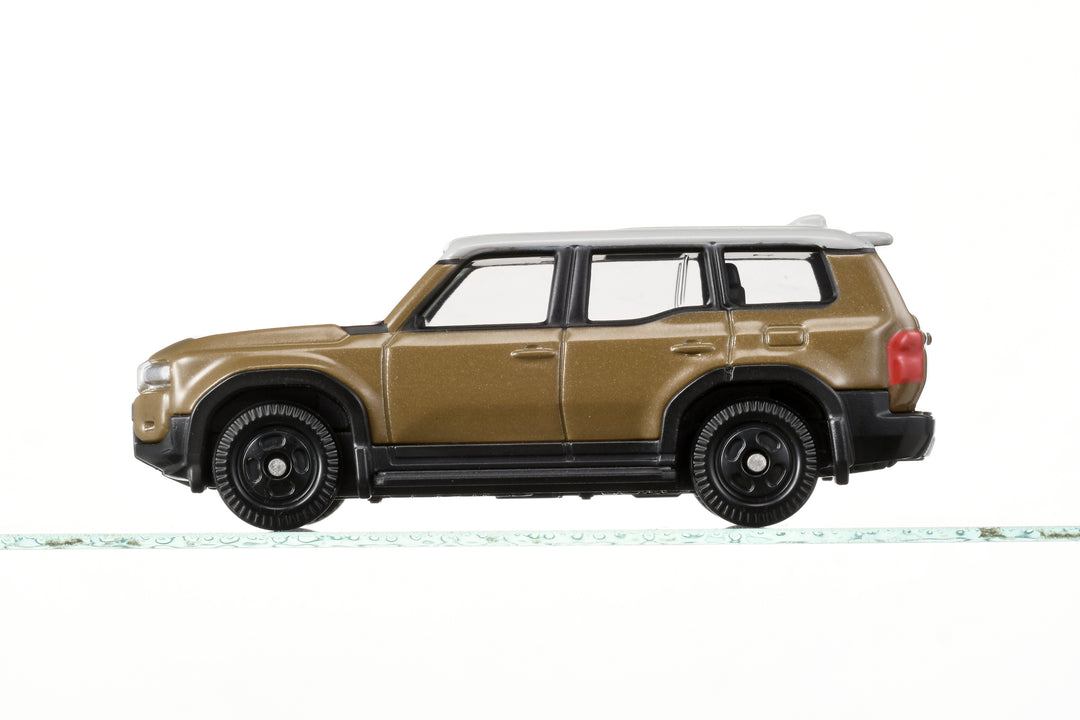 TOMICA (Regular) No.17 Toyota LAND CRUISER 250