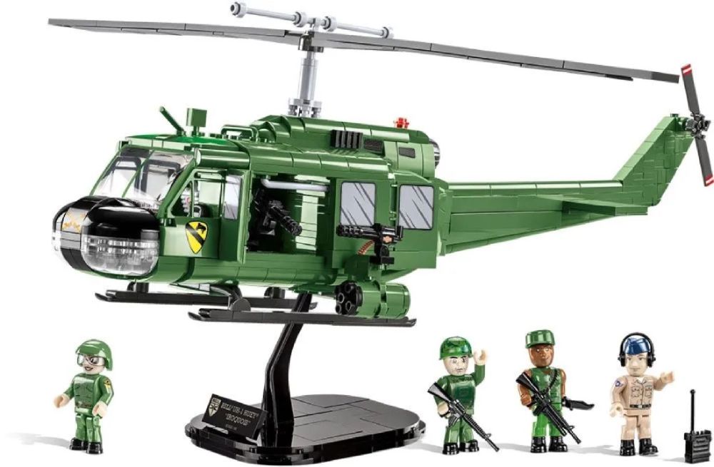 Vietnam War – Bell UH-1 Huey Iroquois (656 Piece Kit)