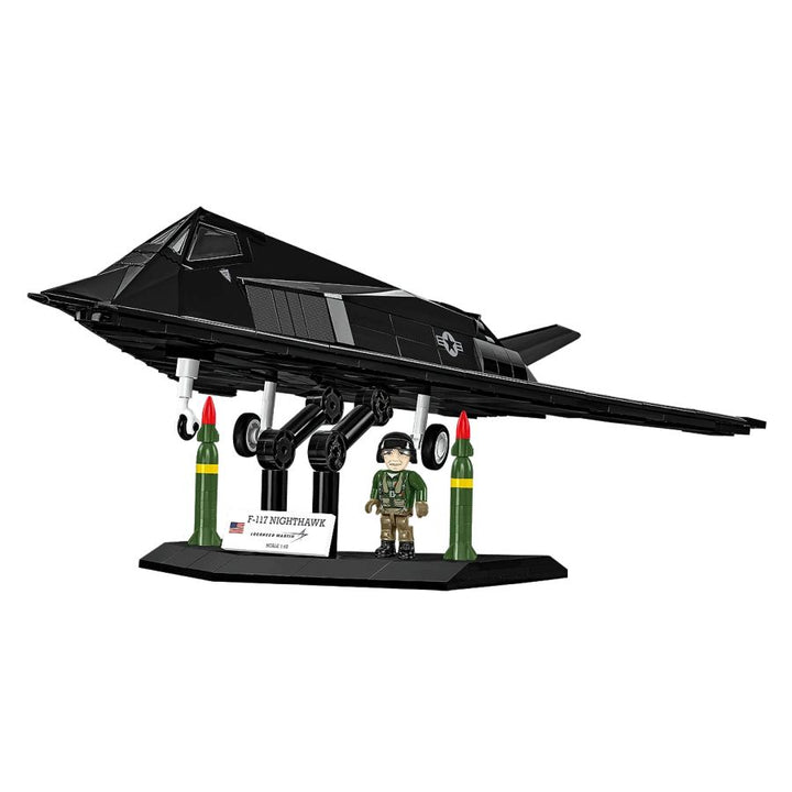 Armed Forces – F-117 Nighthawk Construction Set (795 Pieces)
