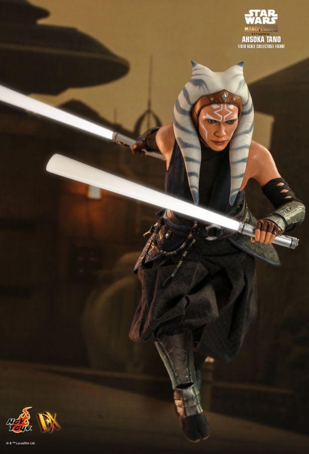Star Wars: The Mandalorian – Ahsoka Tano 1:6 Scale Collectable Action Figure