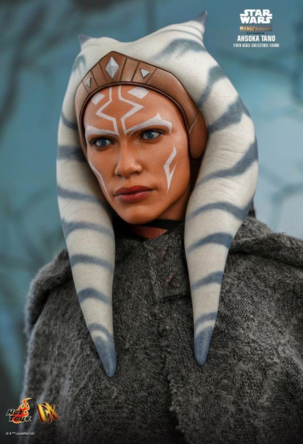 Star Wars: The Mandalorian – Ahsoka Tano 1:6 Scale Collectable Action Figure