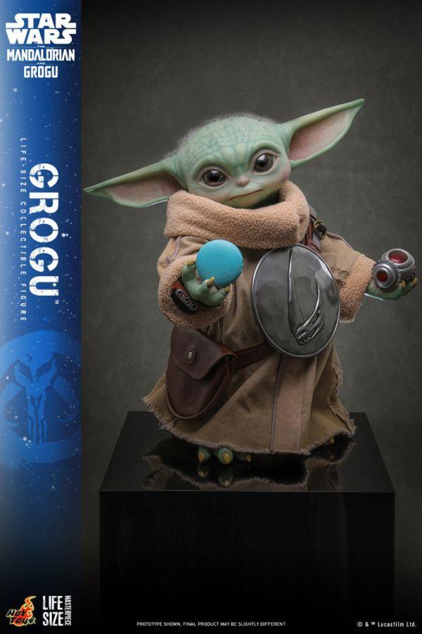 The Mandalorian &amp; Grogu (2026) – Grogu 1:1 Scale Collectible
