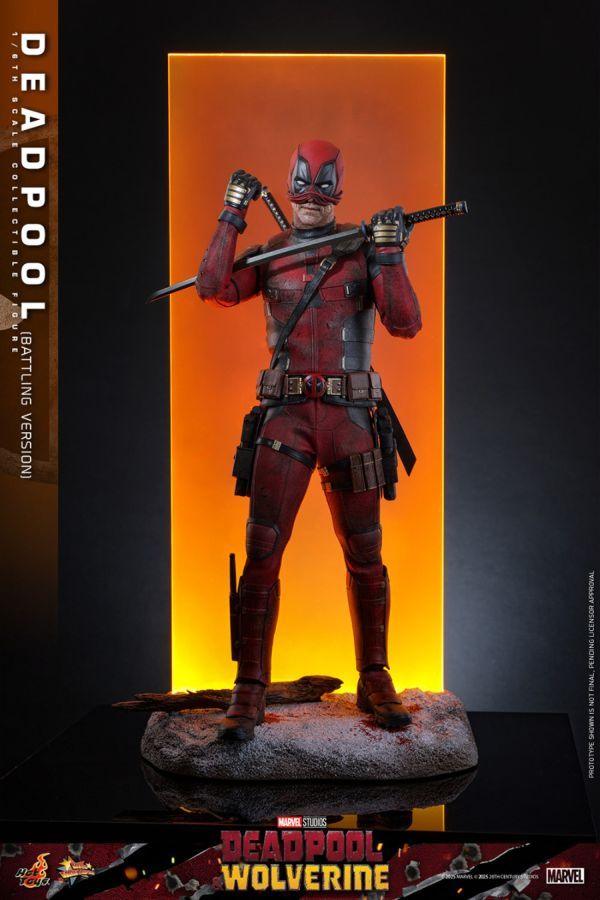 Deadpool &amp; Wolverine – Deadpool (Battling Version) 1:6 Scale Collectible Action Figure