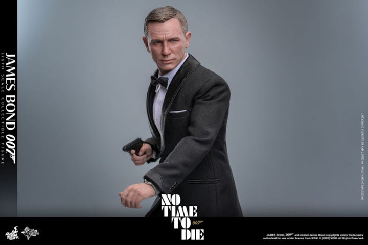 James Bond: No Time To Die – James Bond (Daniel Craig) 1:6 Scale Action Figure