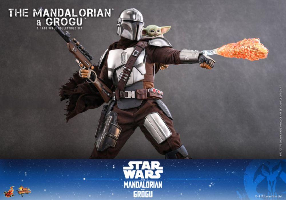 Star Wars: The Mandalorian &amp; Grogu – The Mandalorian with Grogu 1:6 Scale Collectible Action Figure