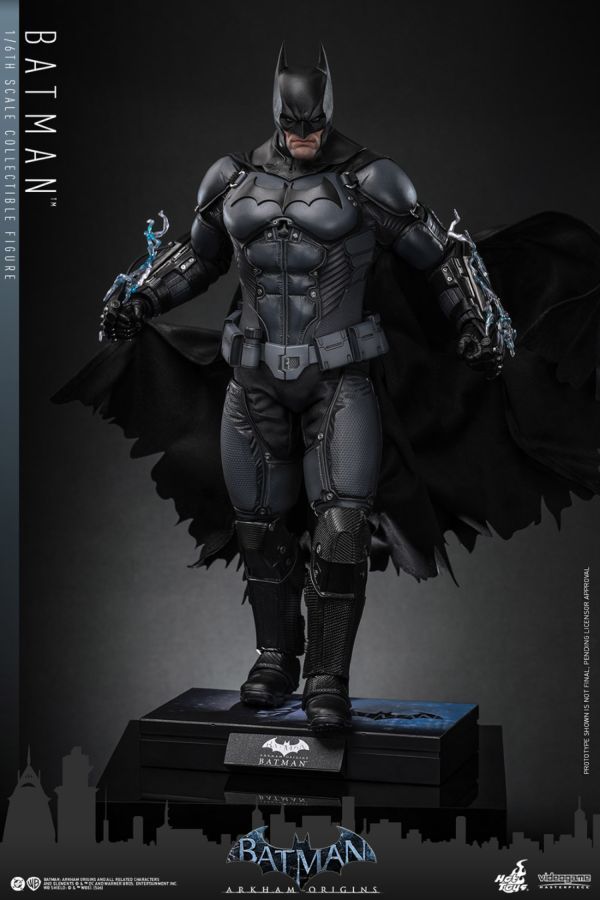 Batman: Arkham Origins – Batman 1:6 Scale Collectable Action Figure