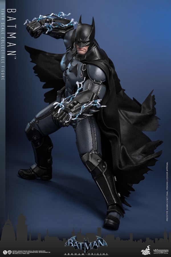Batman: Arkham Origins – Batman 1:6 Scale Collectable Action Figure