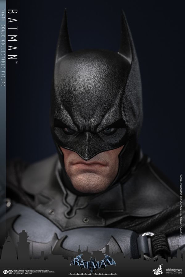 Batman: Arkham Origins – Batman 1:6 Scale Collectable Action Figure