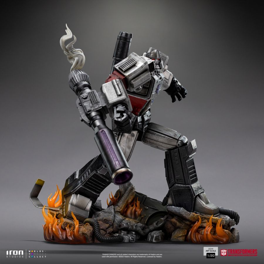 Transformers – Megatron Demi Art 1:20 Scale Statue