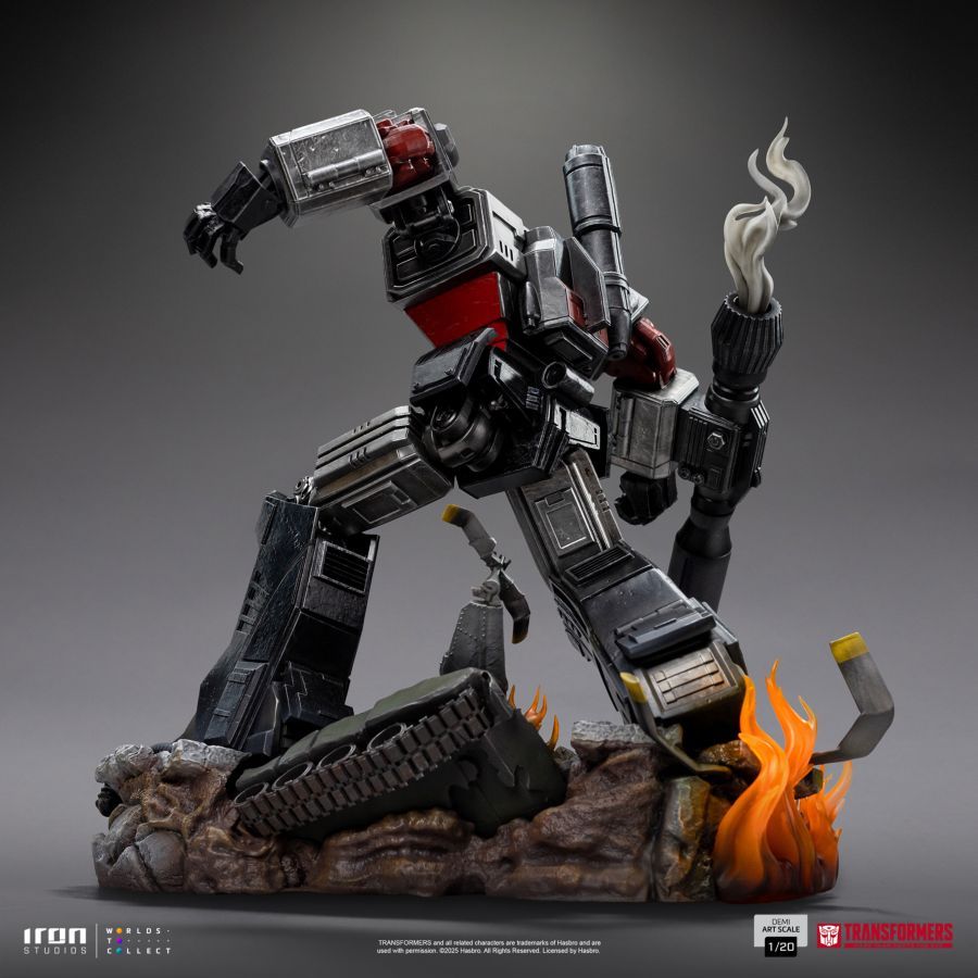 Transformers – Megatron Demi Art 1:20 Scale Statue
