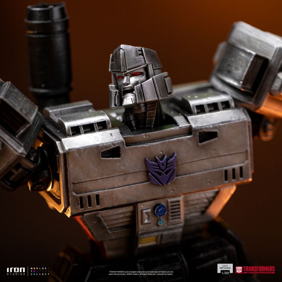 Transformers – Megatron Demi Art 1:20 Scale Statue
