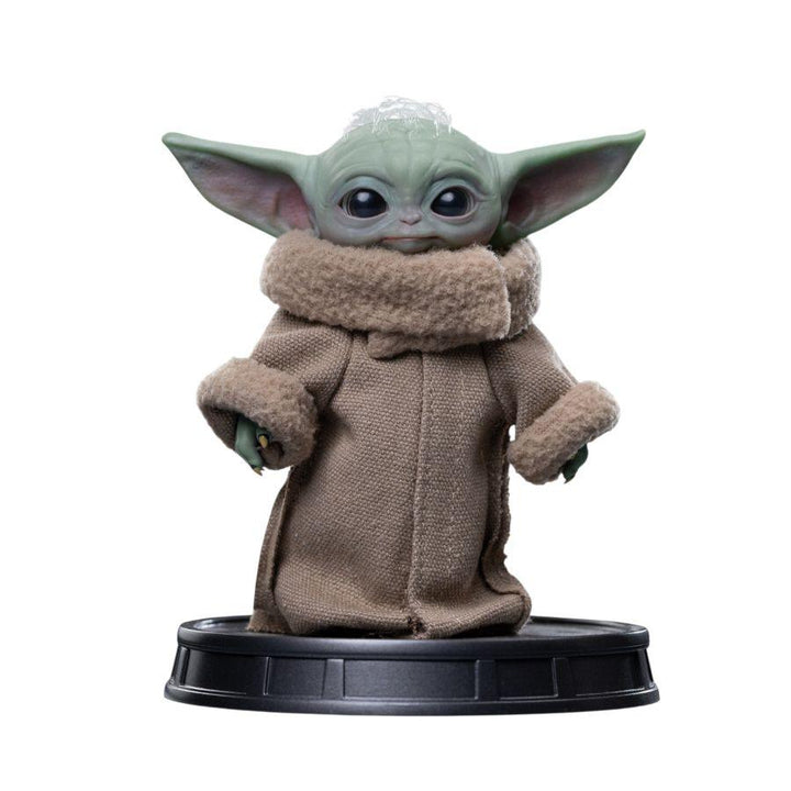 The Mandalorian &amp; Grogu (2026) – Grogu Always Curious Statue