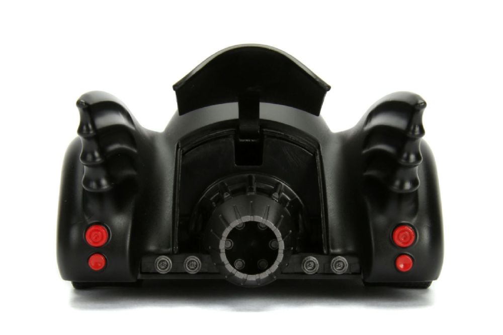 Batman (1989) – Batmobile 1:24 with Batman