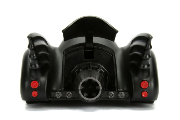 Batman (1989) – Batmobile 1:24 with Batman