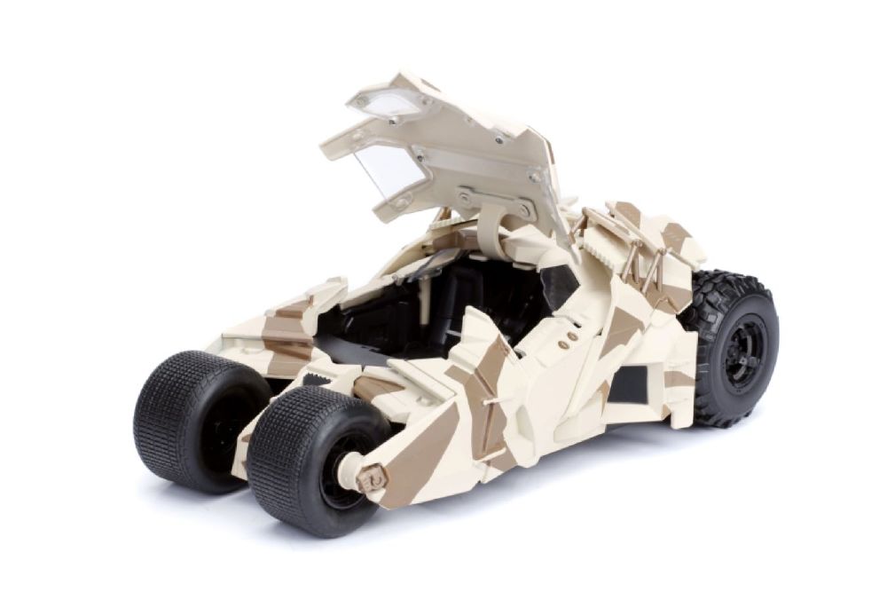Batman The Dark Knight – Batmobile Camo with Batman 1:24 Scale