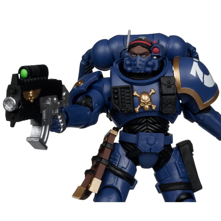 Warhammer 40,000 – Lieutenant in Phobos Armor 7″ Action Figure