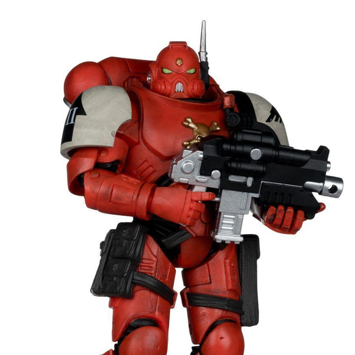 Warhammer 40,000: Dawn Of War 4 – Blood Ravens Sergeant Infiltrator 7″ Action Figure