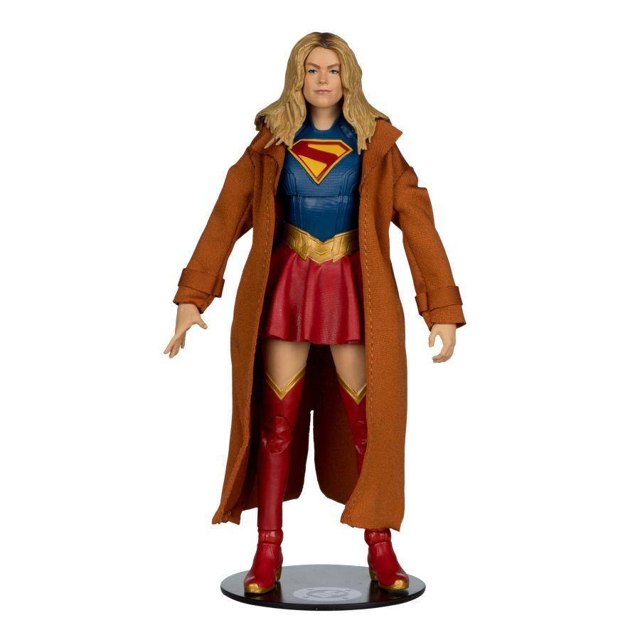 Supergirl (2026) – Supergirl and Krypto Deluxe 7″ Gold Label Figure