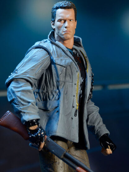 TERMINATOR ULTIMATE T-800 (TECH NOIR) 7″ SCALE ACTION FIGURE