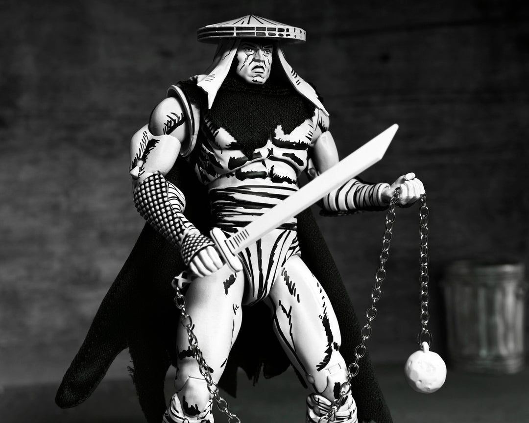 TMNT FOOT ASSASSIN BLACK &amp; WHITE (MIRAGE COMICS) – 7″ SCALE ACTION FIGURE